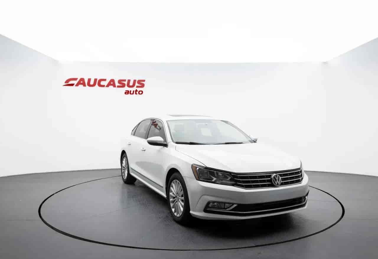 VOLKSWAGEN Passat - 3