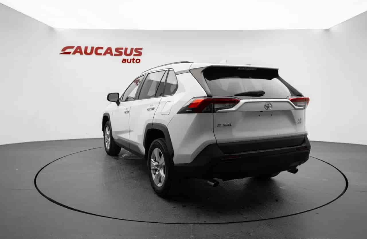 TOYOTA RAV4 - 6