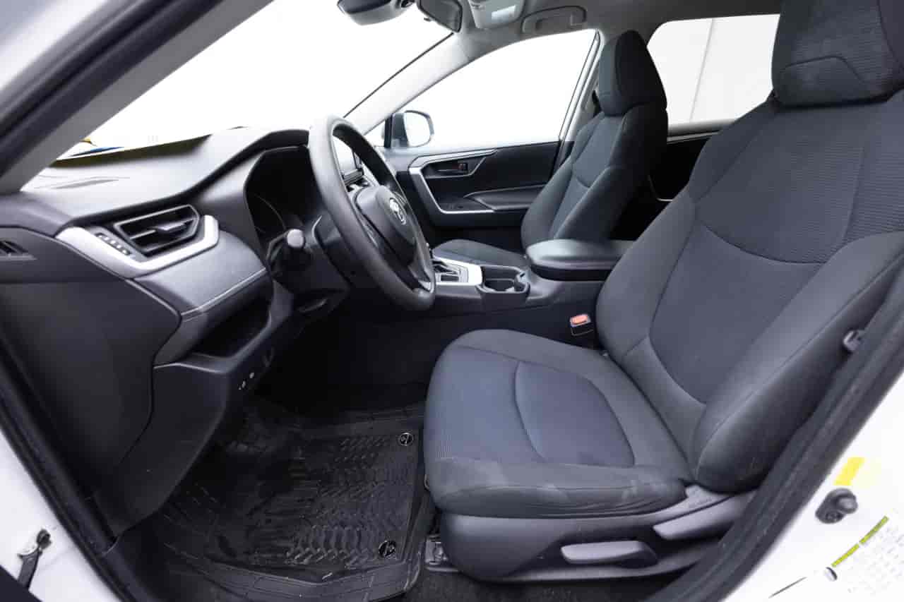 TOYOTA RAV4 - 10