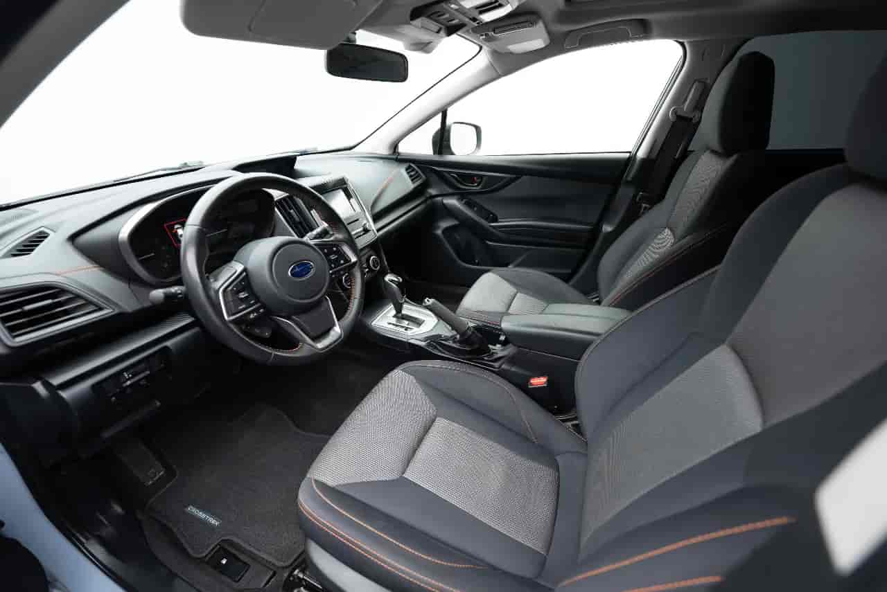 SUBARU Crosstrek - 10