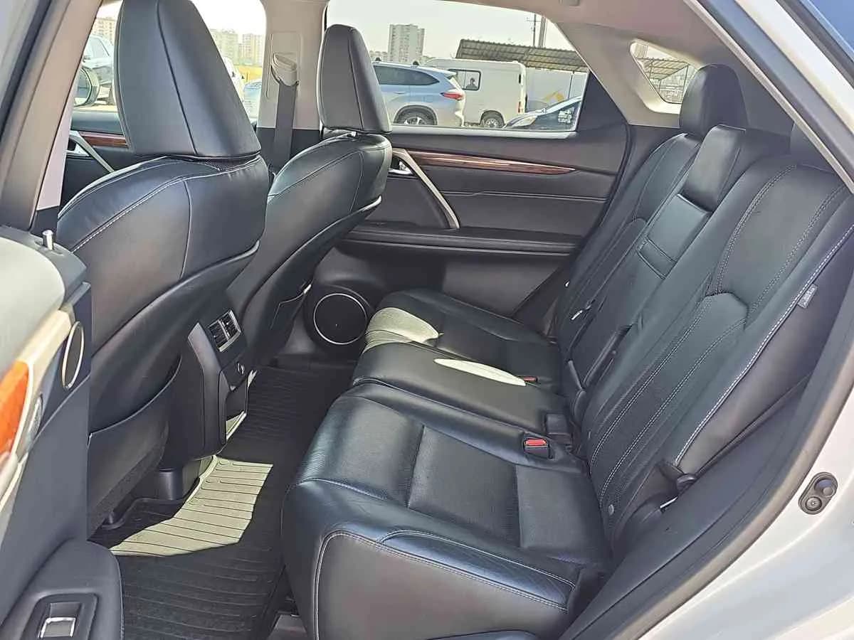 LEXUS RX - 7