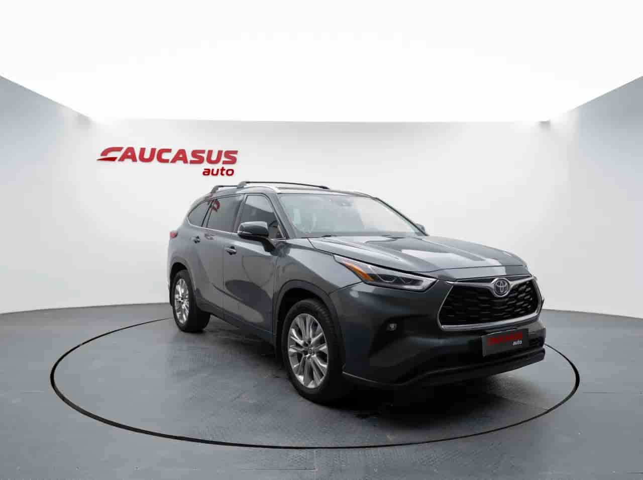 TOYOTA Highlander - 3