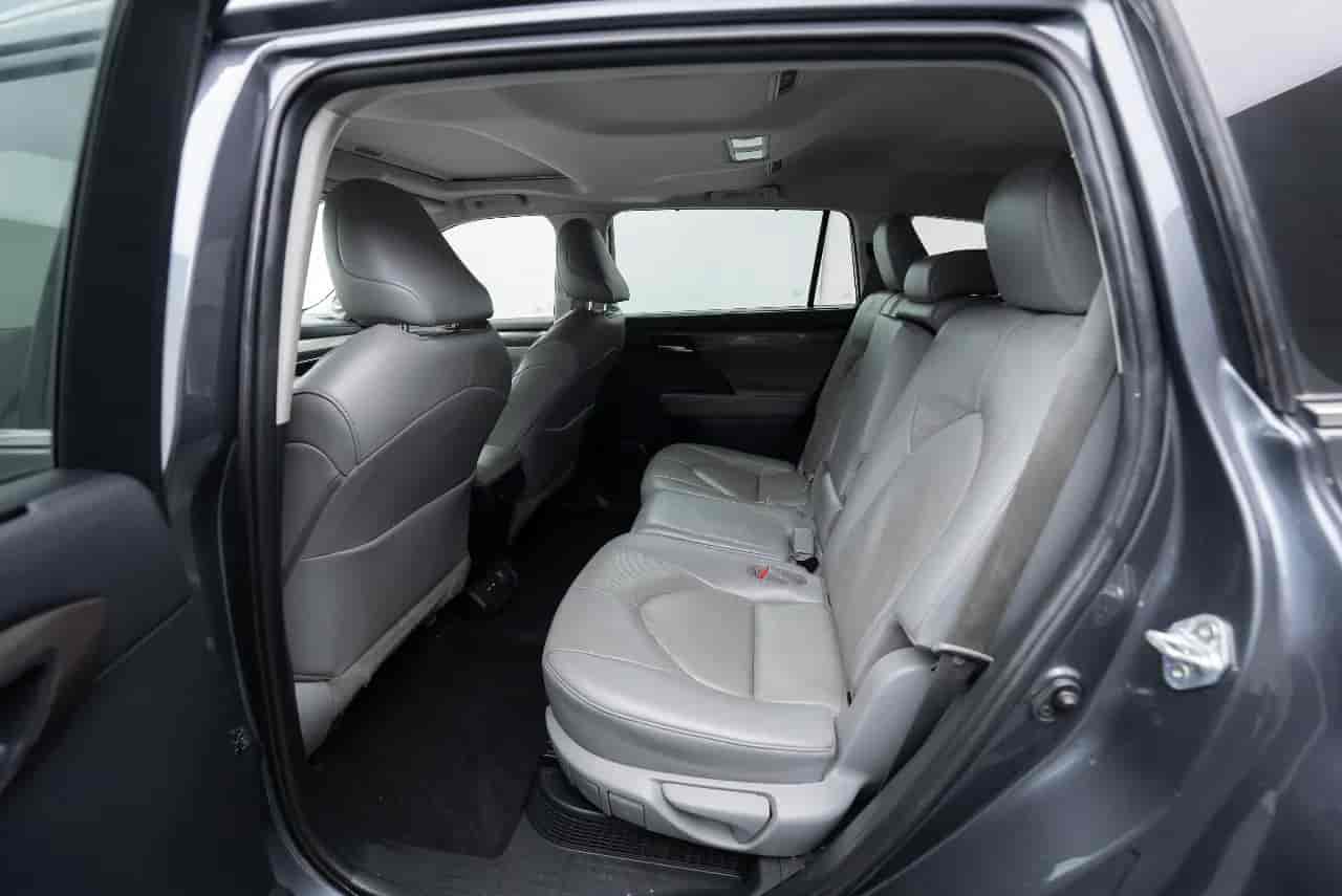 TOYOTA Highlander - 8