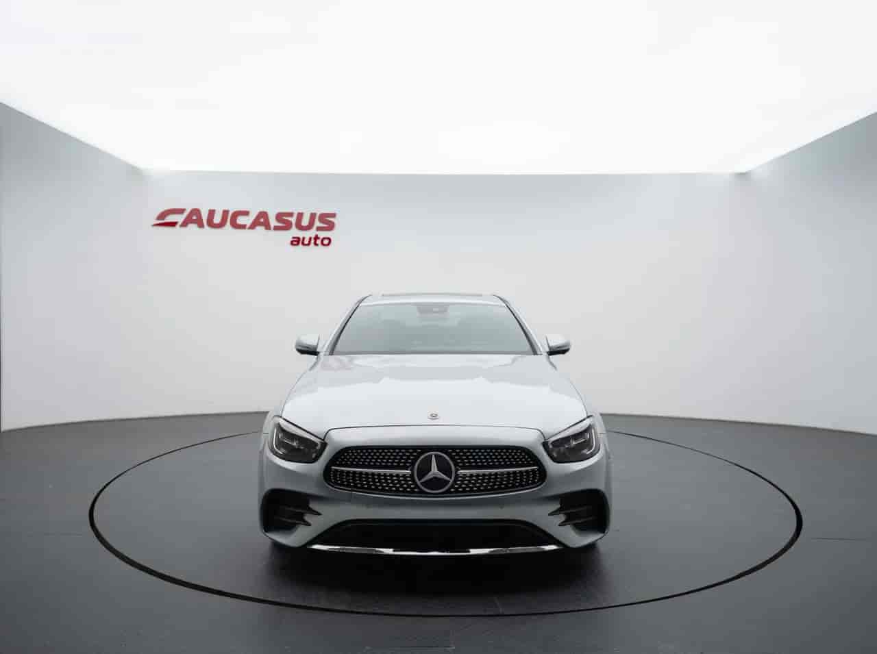MERCEDES-BENZ E-Class - 2