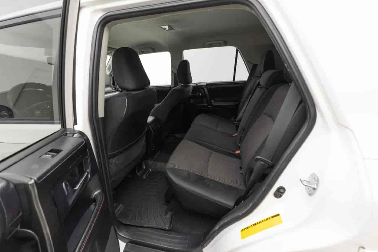 TOYOTA 4-Runner - 8