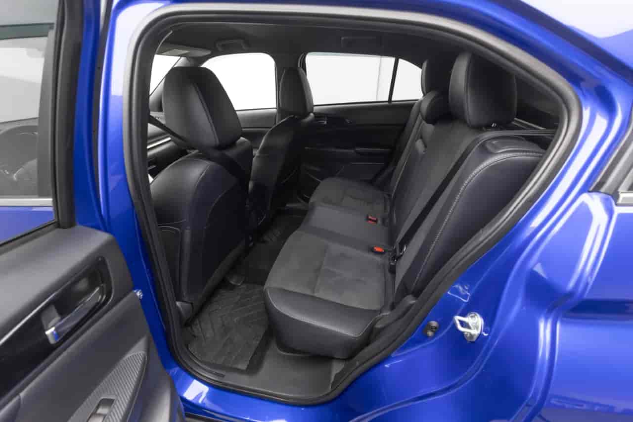 MITSUBISHI Eclipse Cross - 8