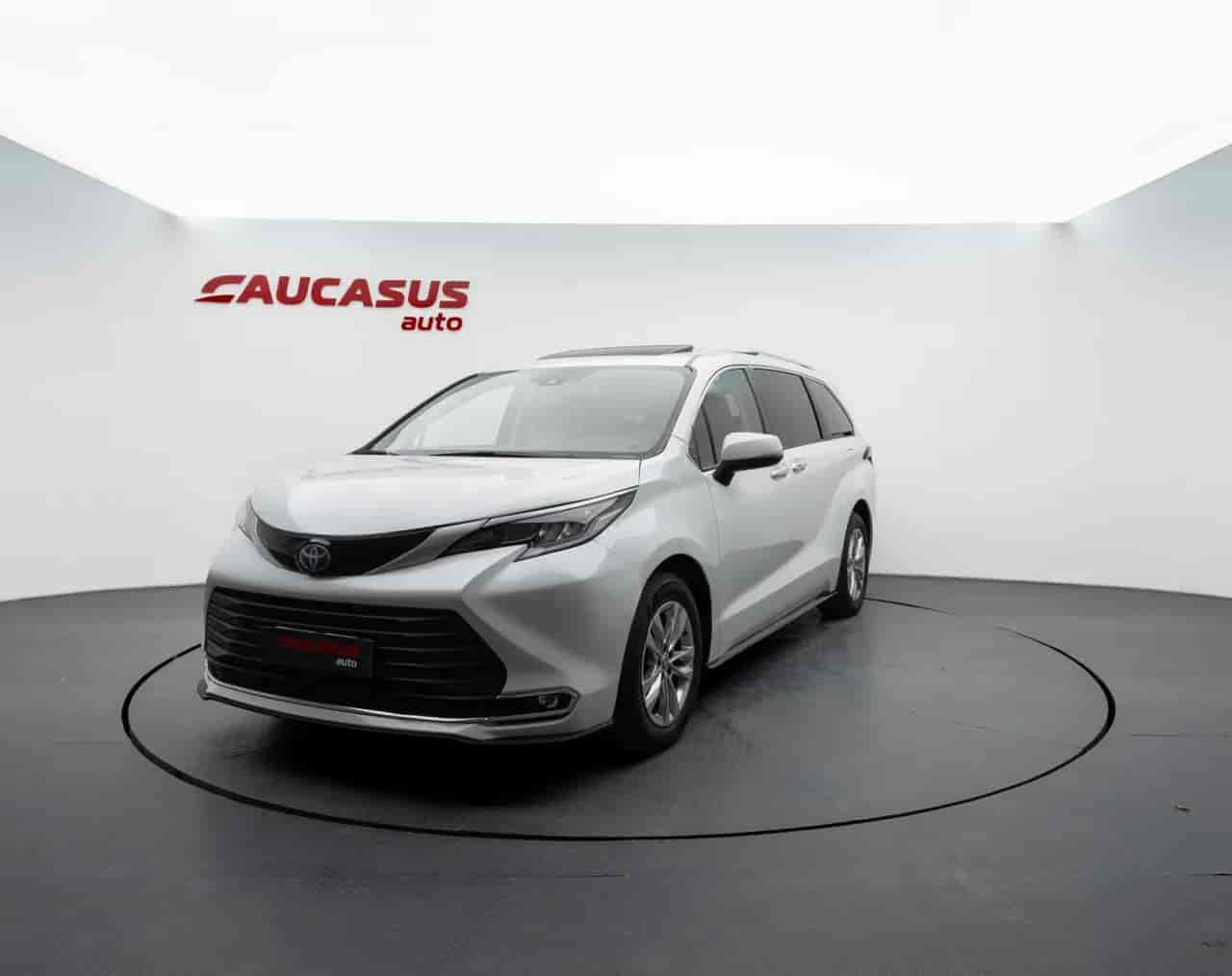 TOYOTA Sienna - 1