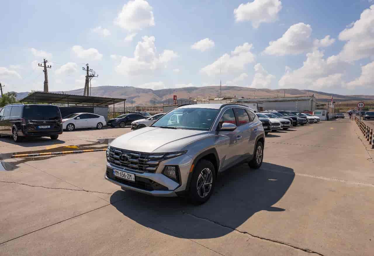 HYUNDAI Tucson - 1