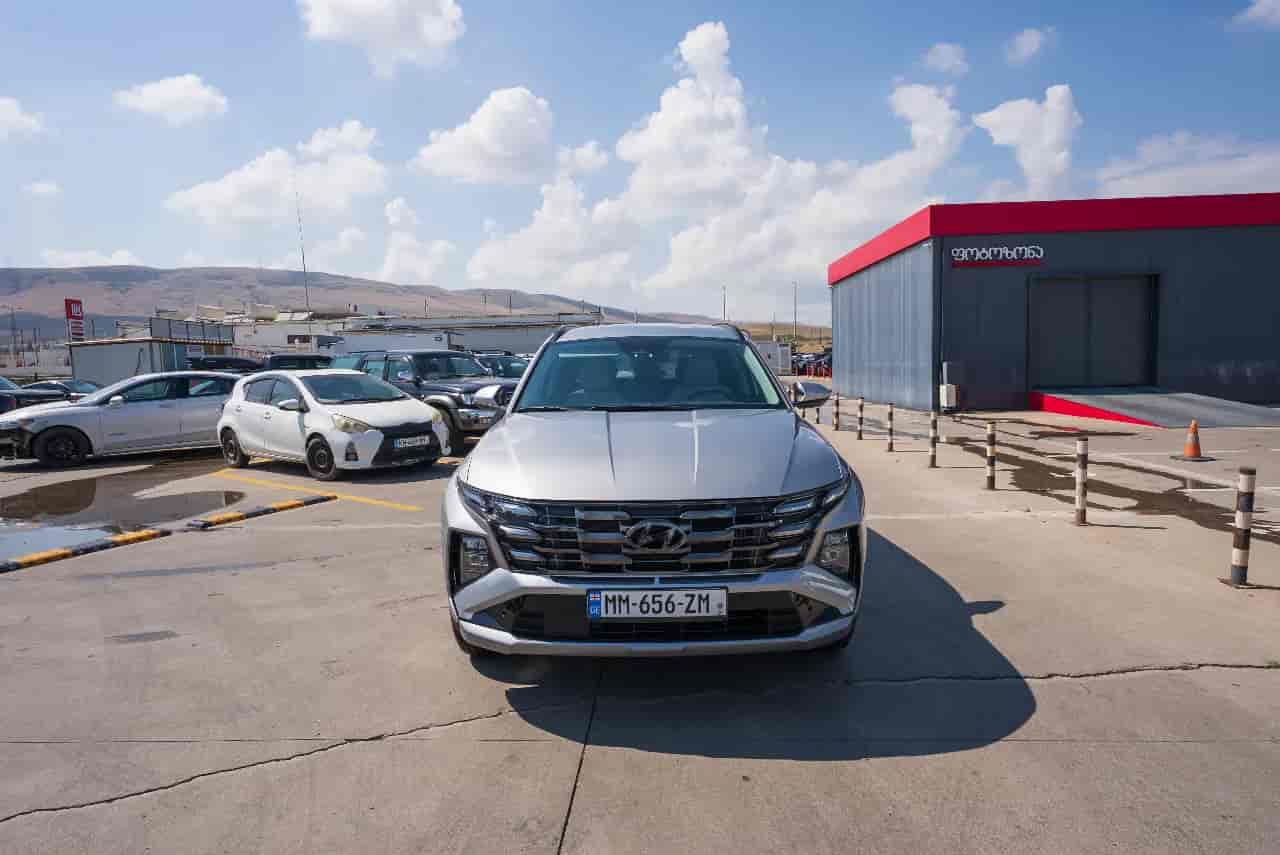 HYUNDAI Tucson - 2