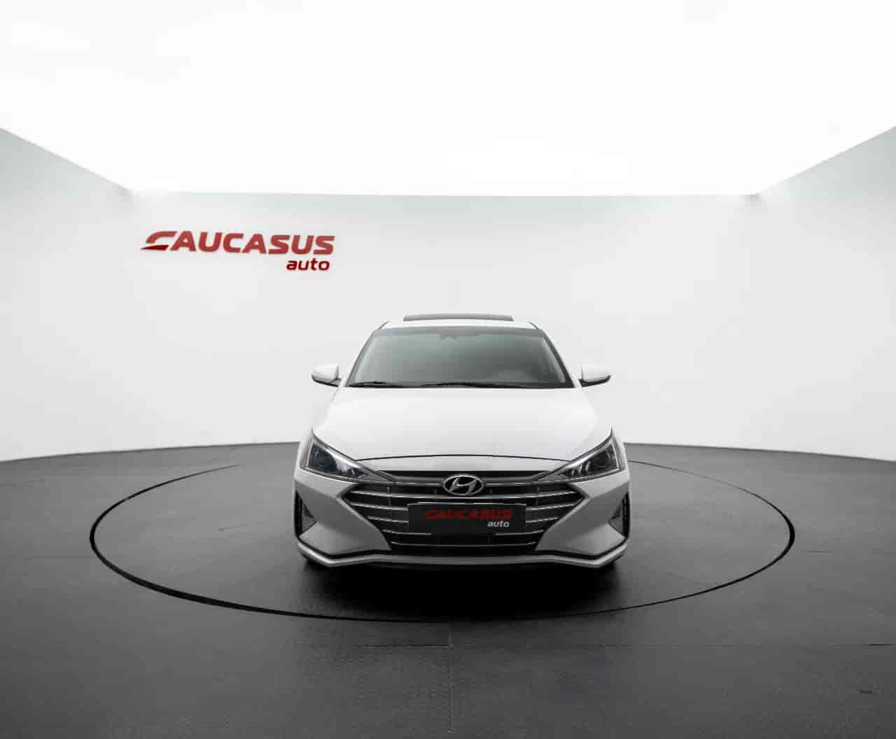 HYUNDAI Elantra - 2