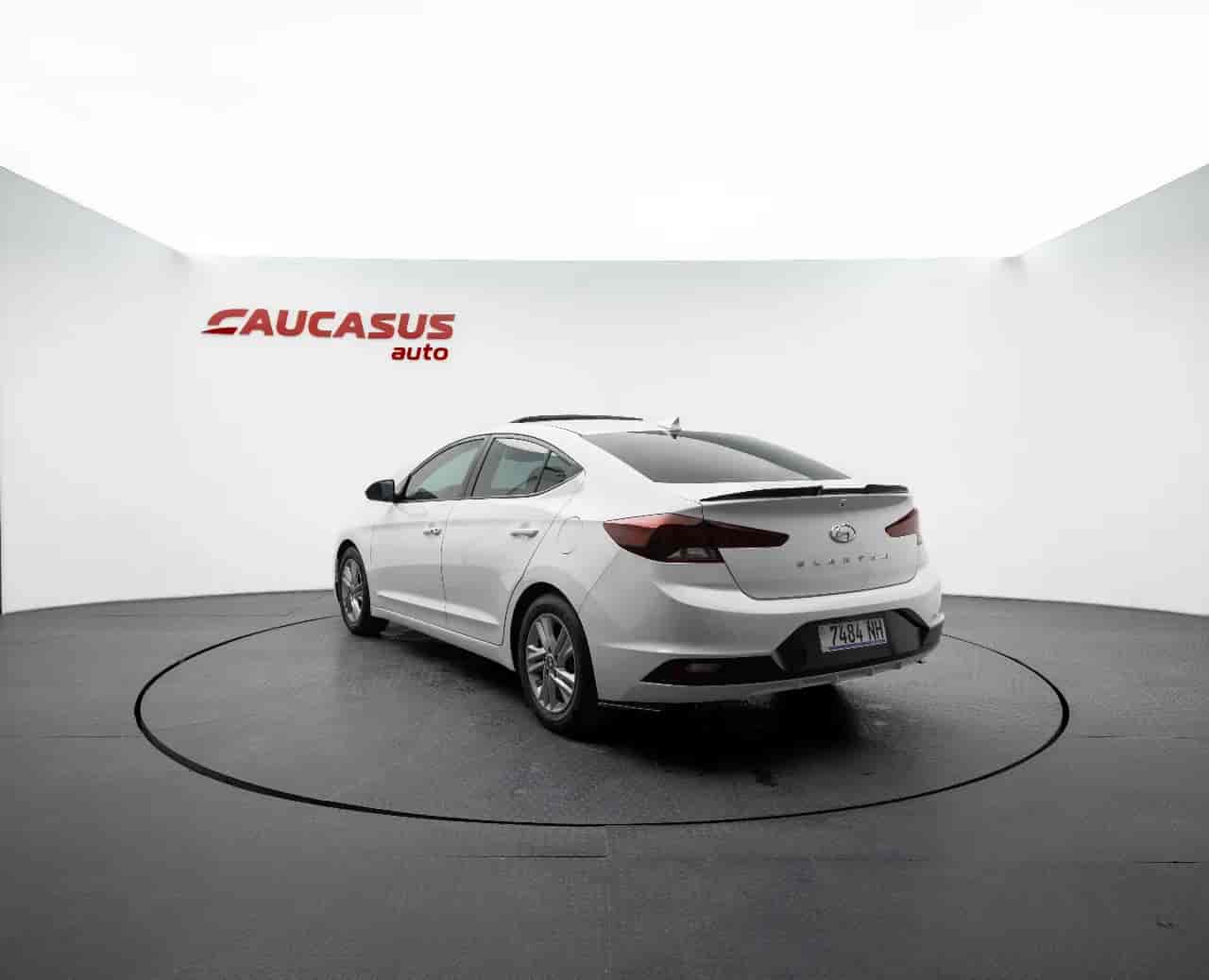 HYUNDAI Elantra - 6