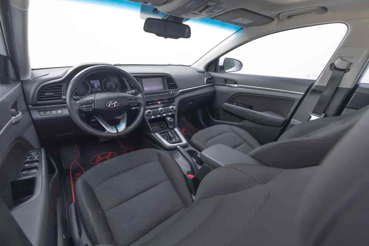 HYUNDAI Elantra - 9