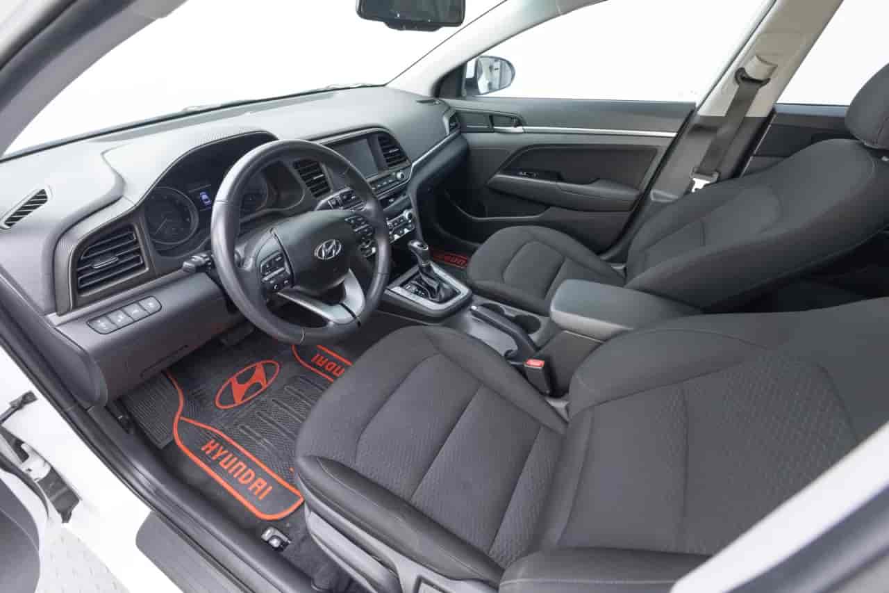 HYUNDAI Elantra - 10