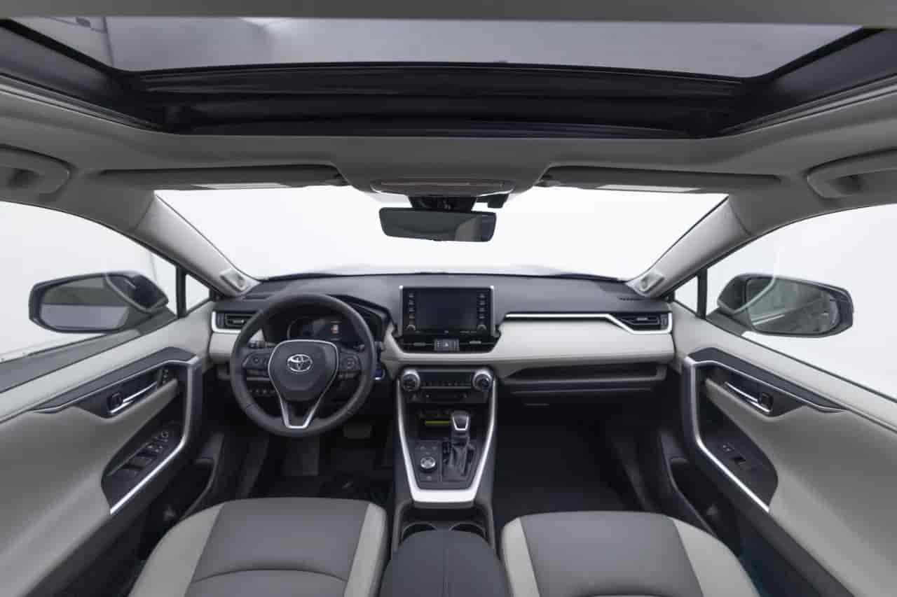 TOYOTA RAV4 - 9