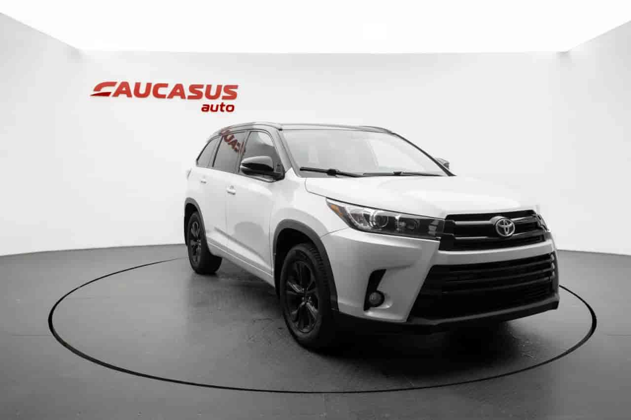 TOYOTA Highlander - 3
