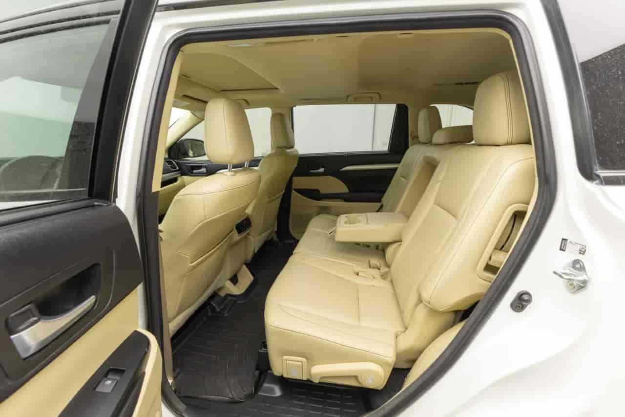 TOYOTA Highlander - 8