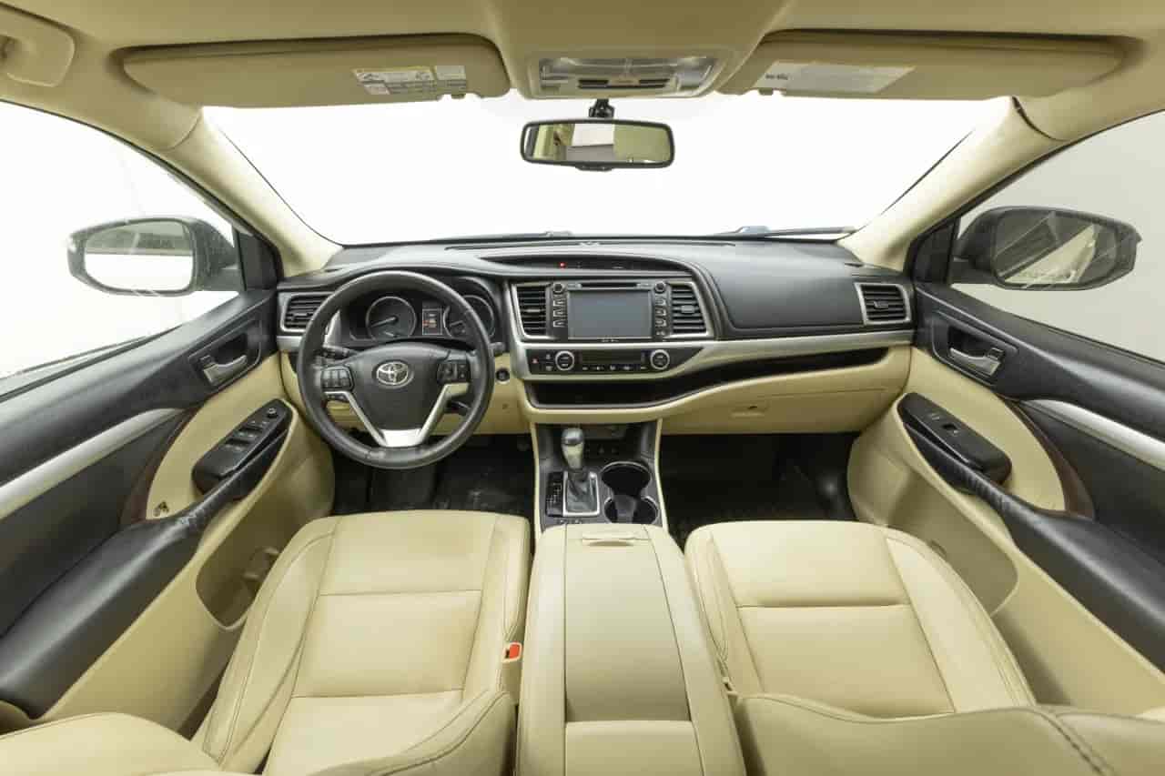 TOYOTA Highlander - 9