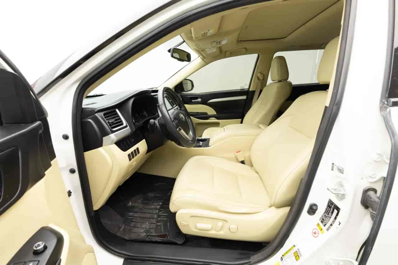 TOYOTA Highlander - 10