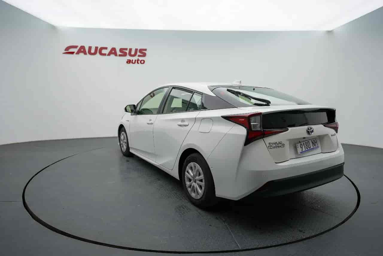 TOYOTA Prius - 6