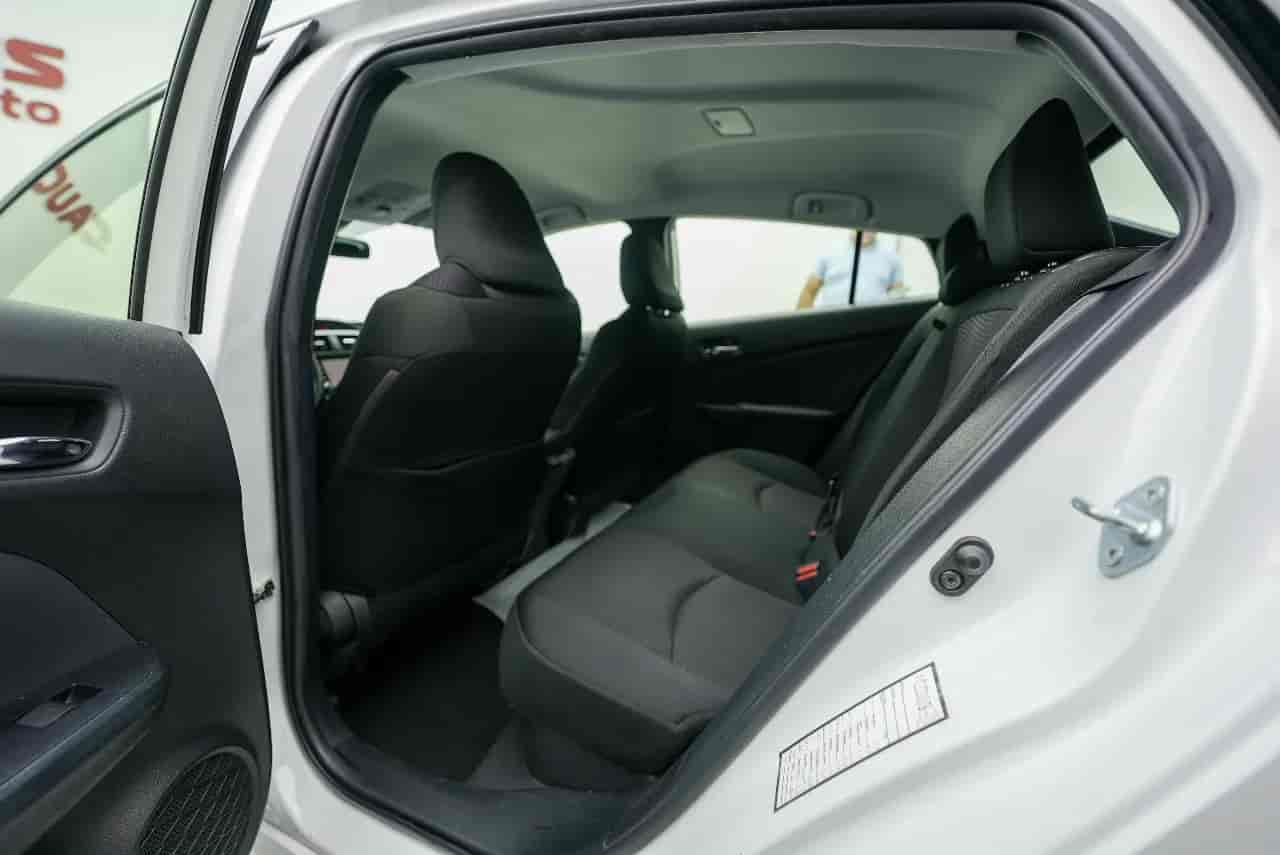 TOYOTA Prius - 8