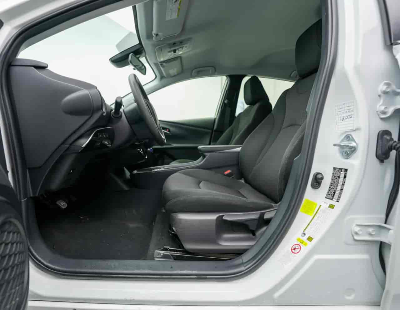 TOYOTA Prius - 10