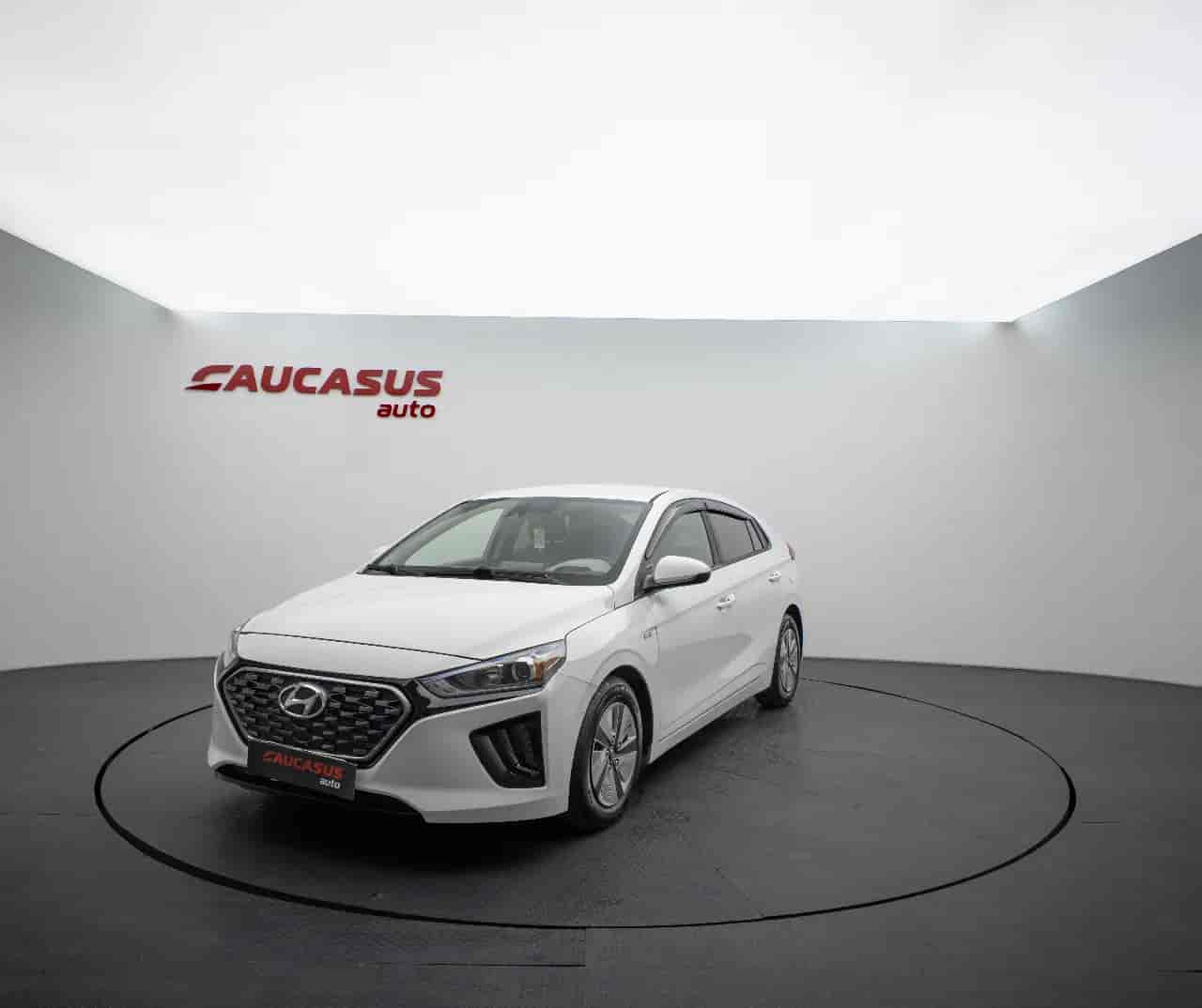 HYUNDAI Ioniq - 1