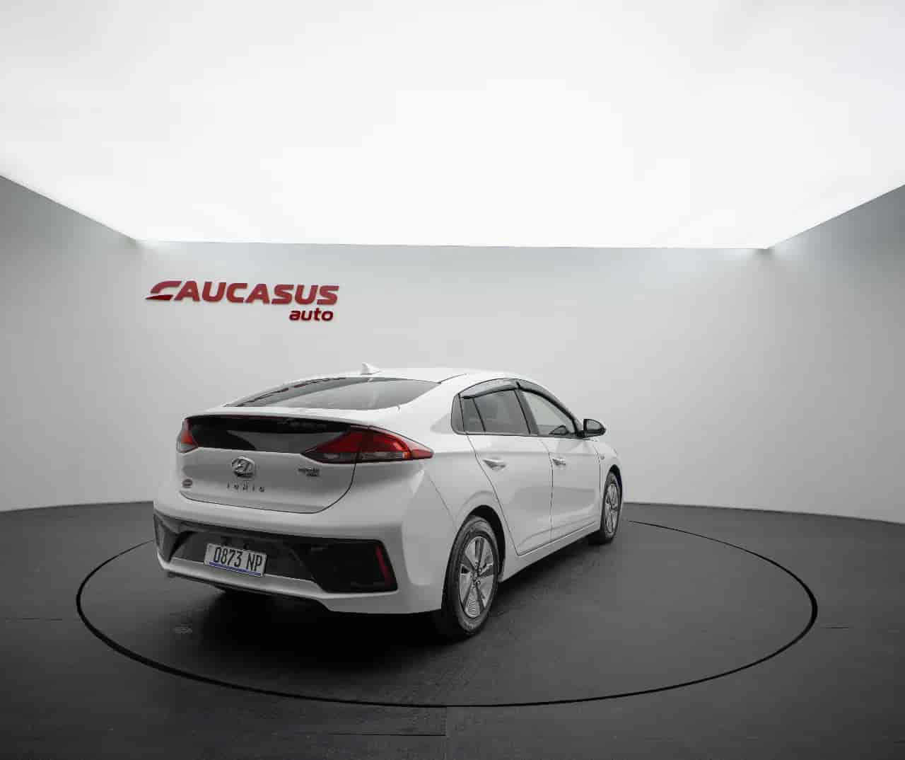 HYUNDAI Ioniq - 4