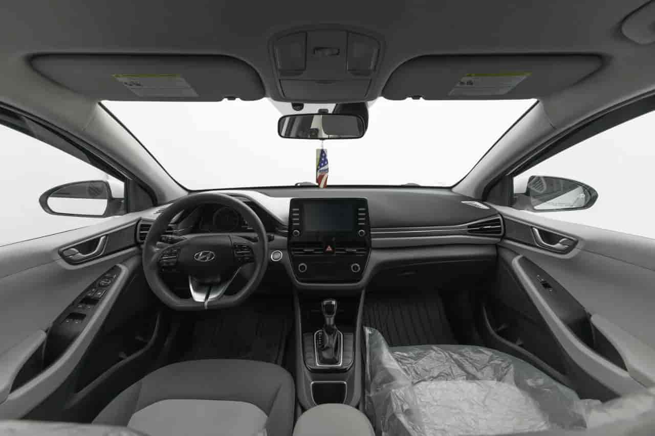 HYUNDAI Ioniq - 9