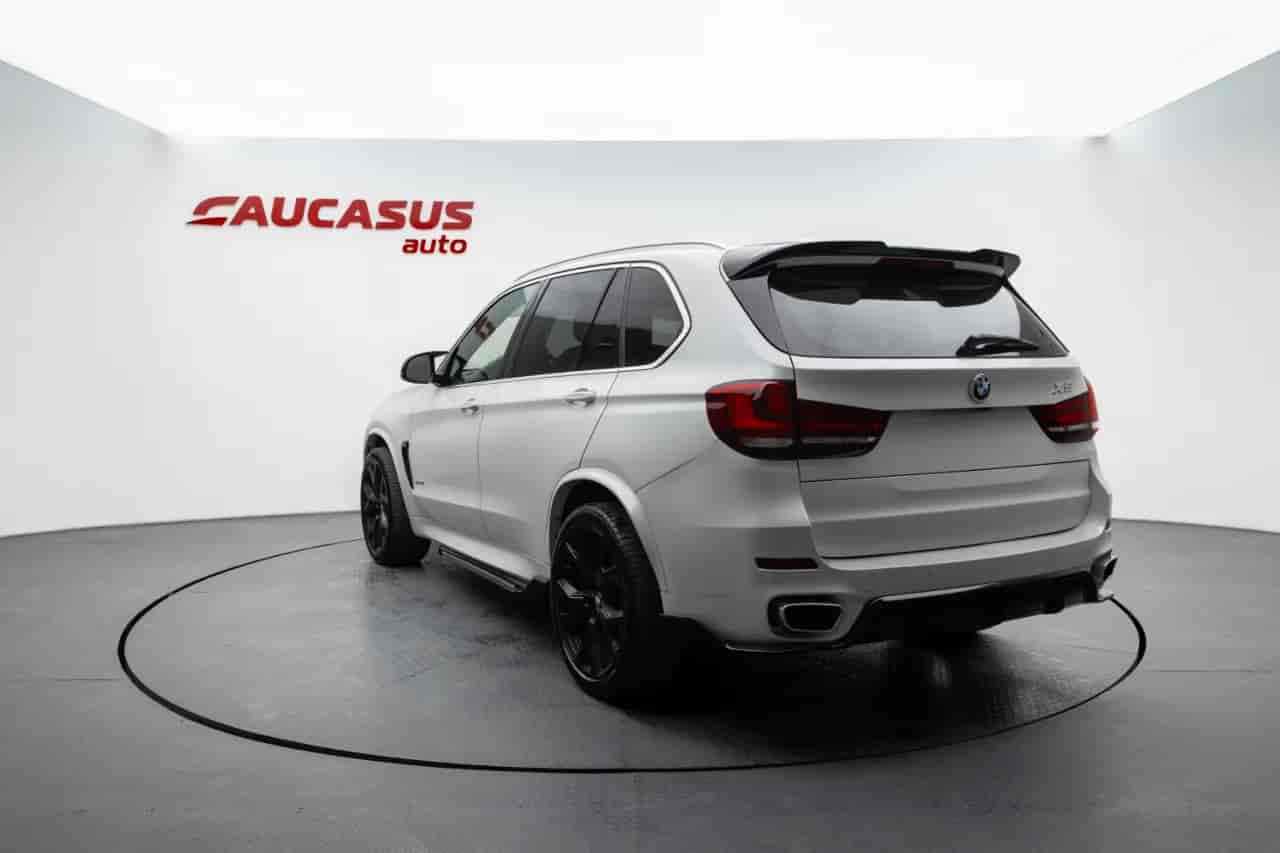 BMW X5 - 6