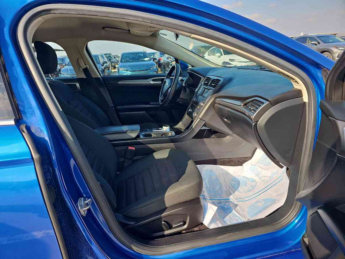 FORD Fusion - 9