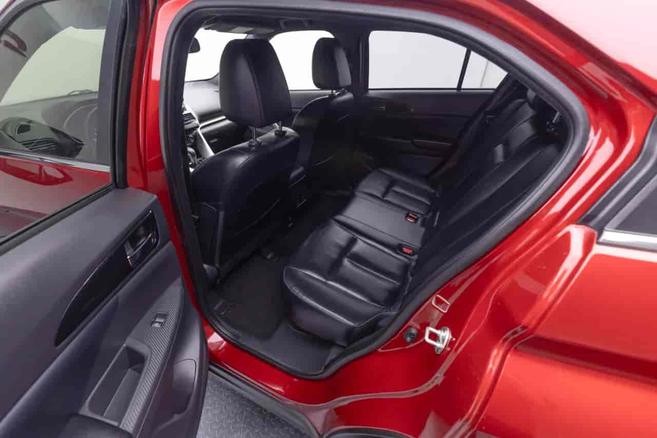 MITSUBISHI Eclipse Cross - 8