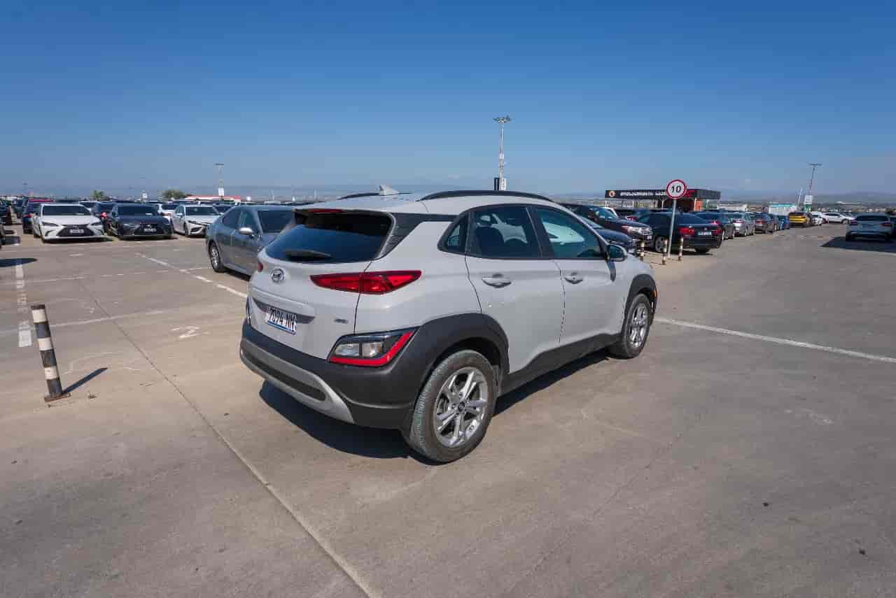 HYUNDAI Kona - 4
