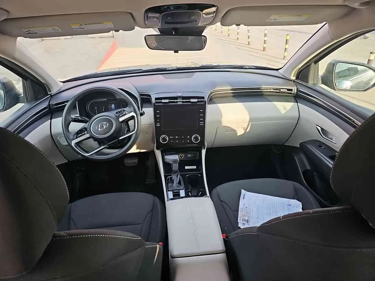 HYUNDAI Tucson - 8
