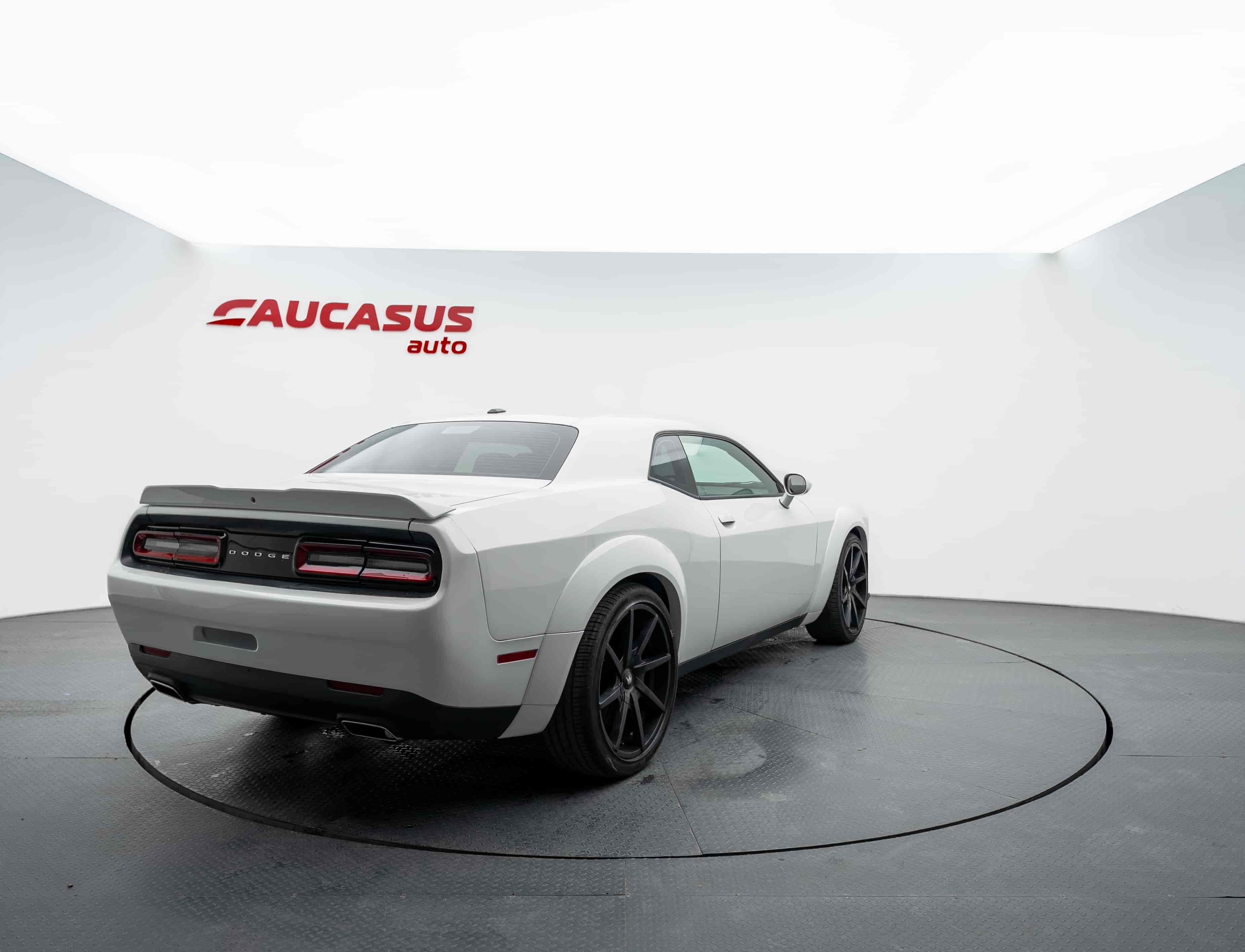DODGE Challenger - 4