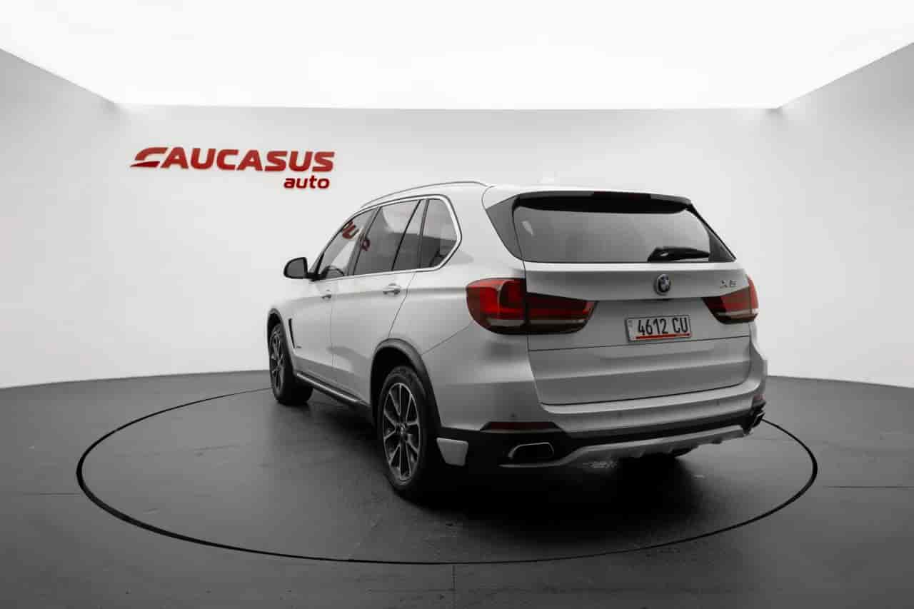 BMW X5 - 6