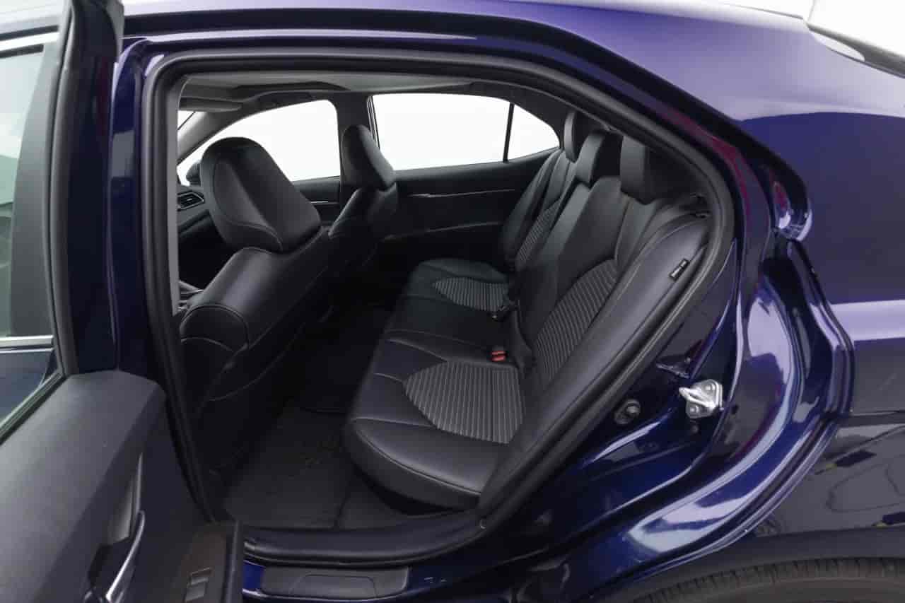TOYOTA Camry - 8