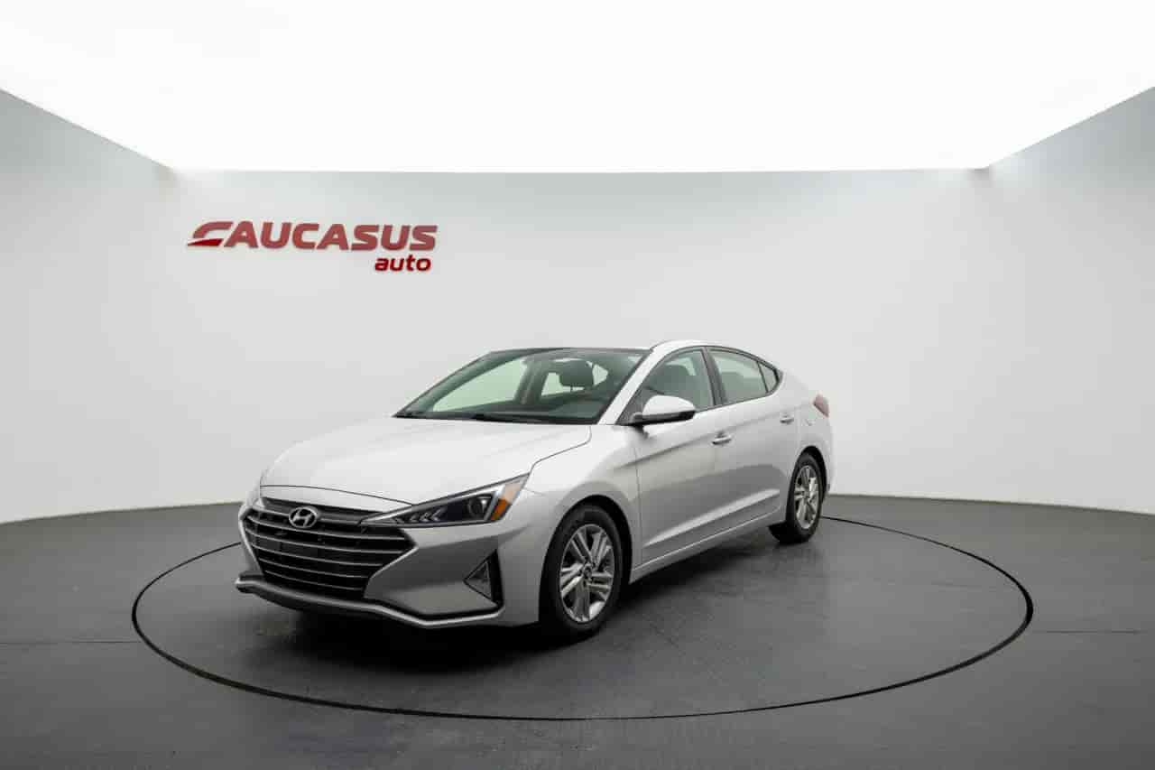 HYUNDAI Elantra - 1