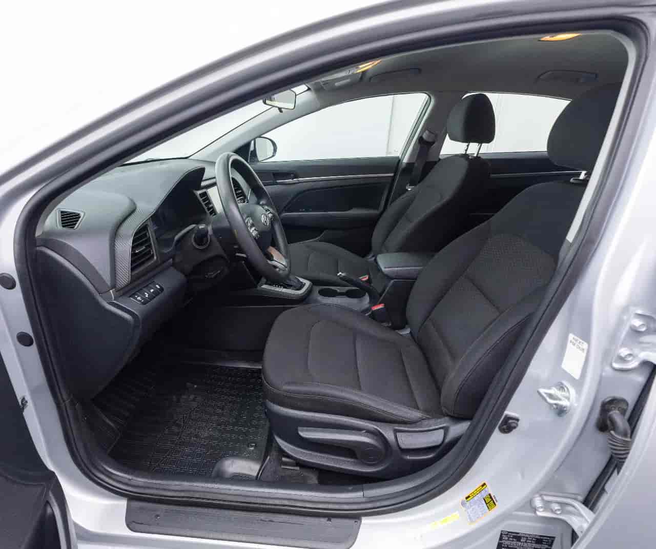 HYUNDAI Elantra - 9