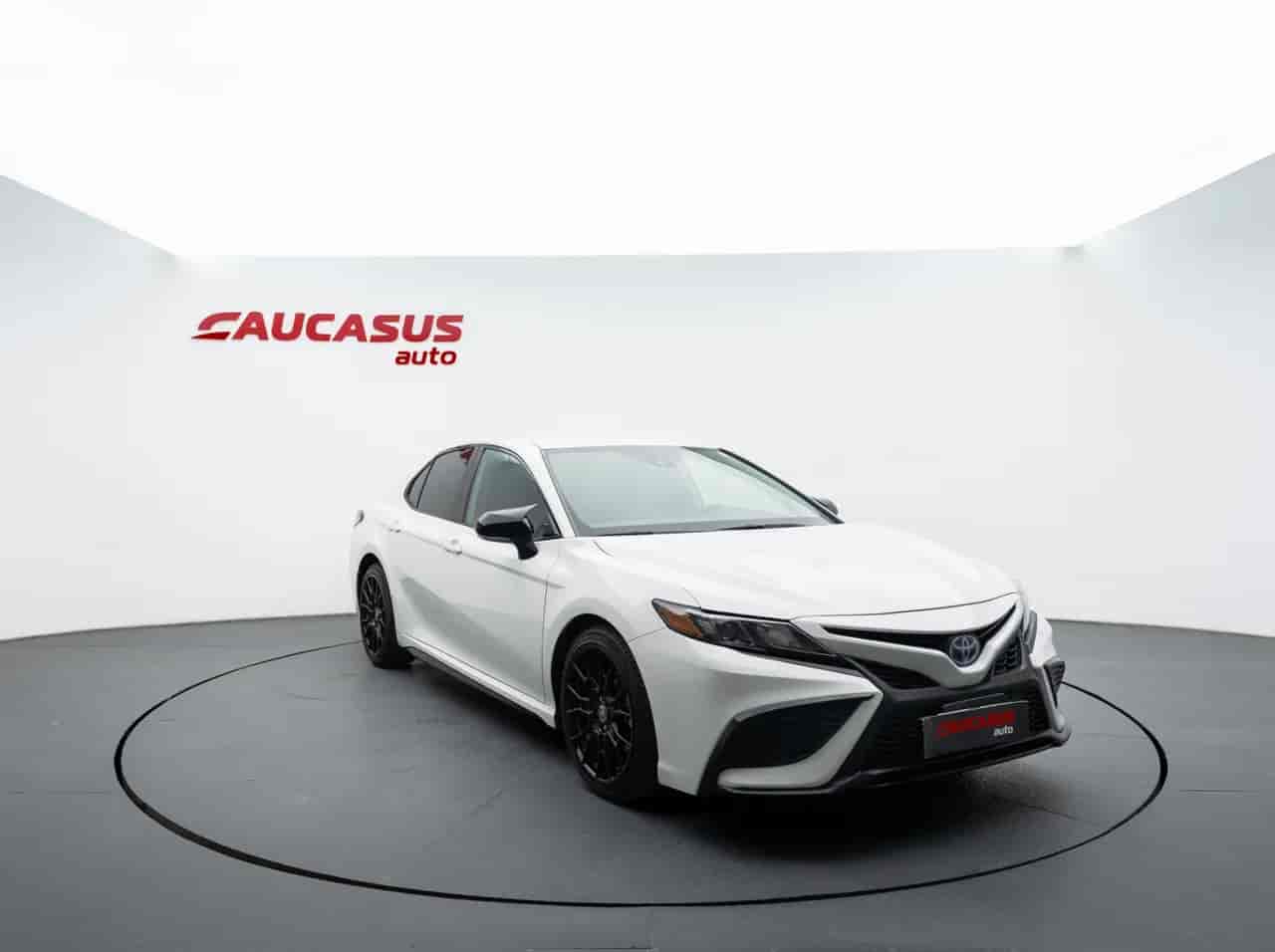 TOYOTA Camry - 3