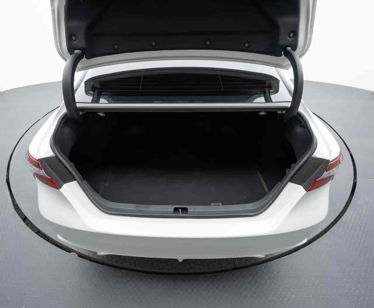 TOYOTA Camry - 7