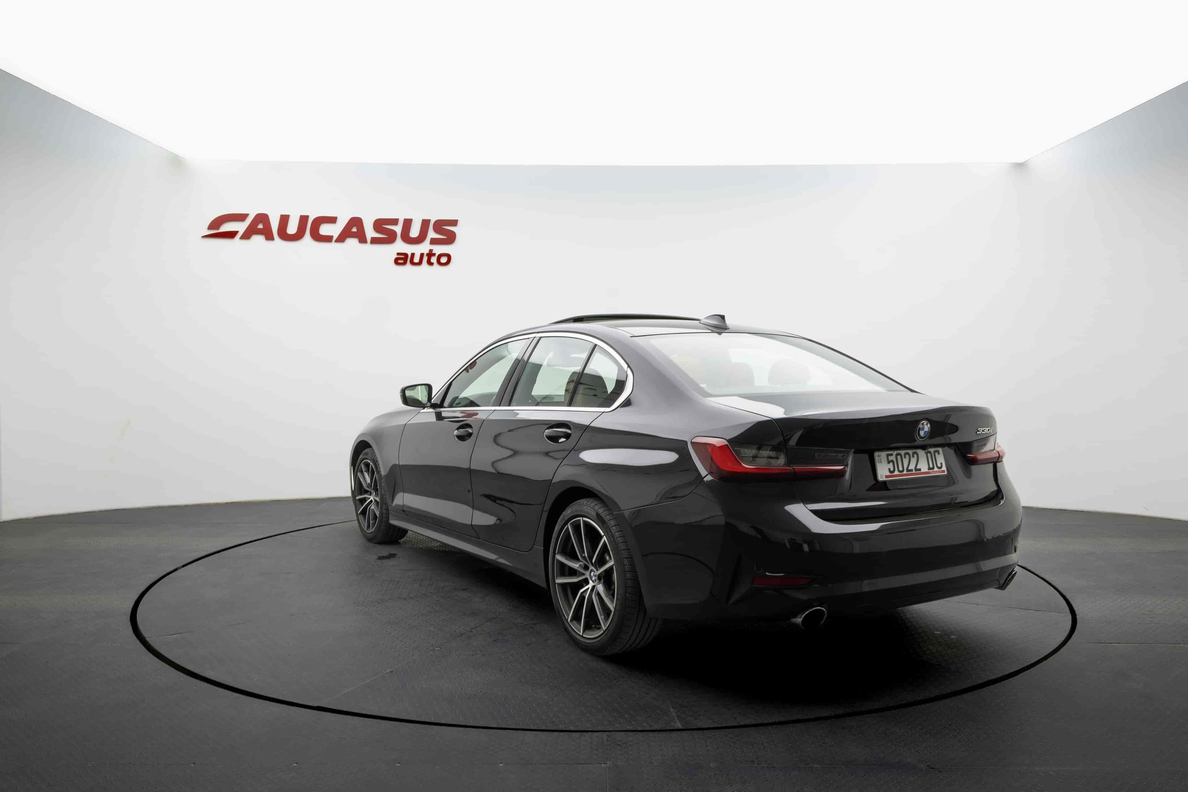 BMW 330i - 6