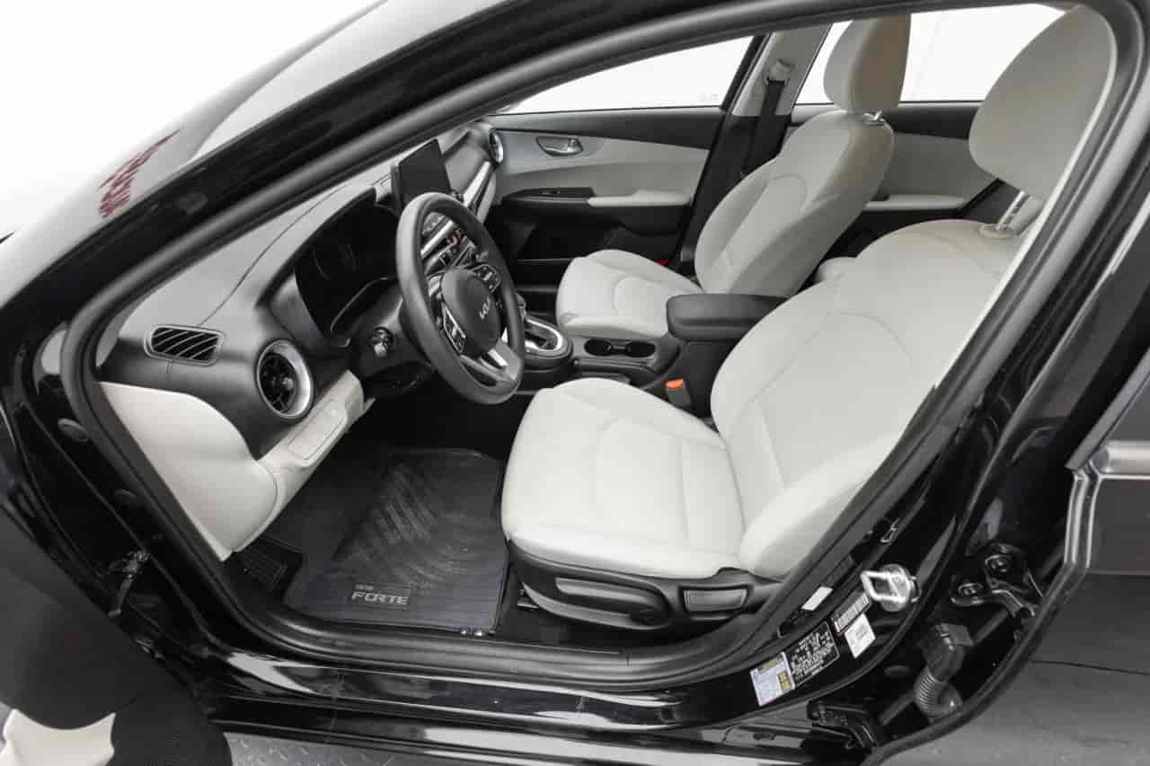 KIA Forte - 10