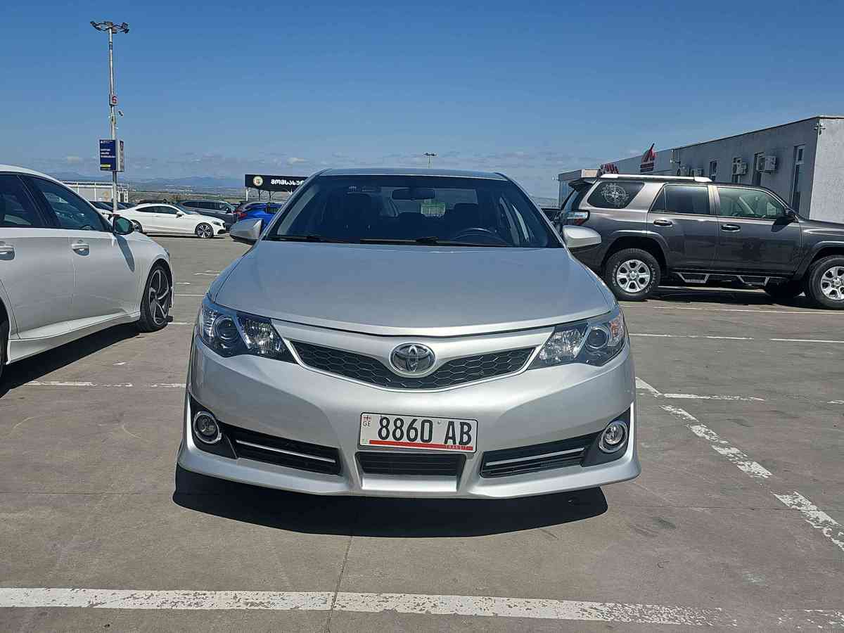 TOYOTA Camry - 2