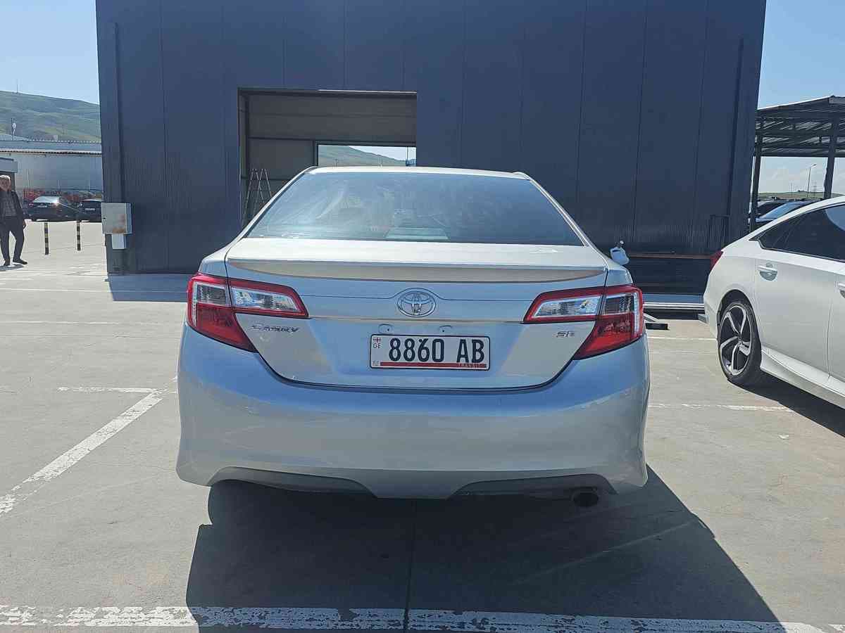 TOYOTA Camry - 5
