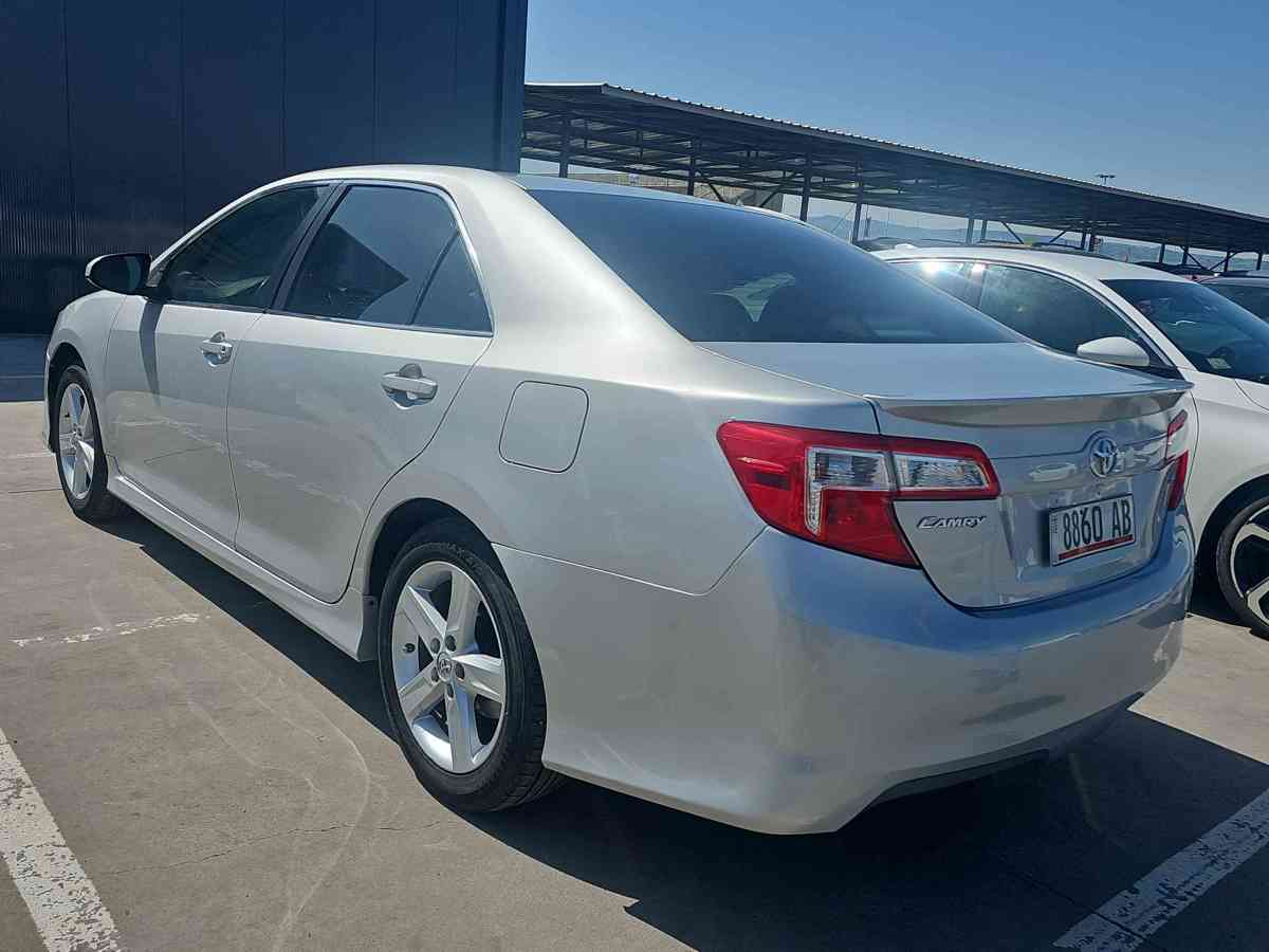TOYOTA Camry - 6