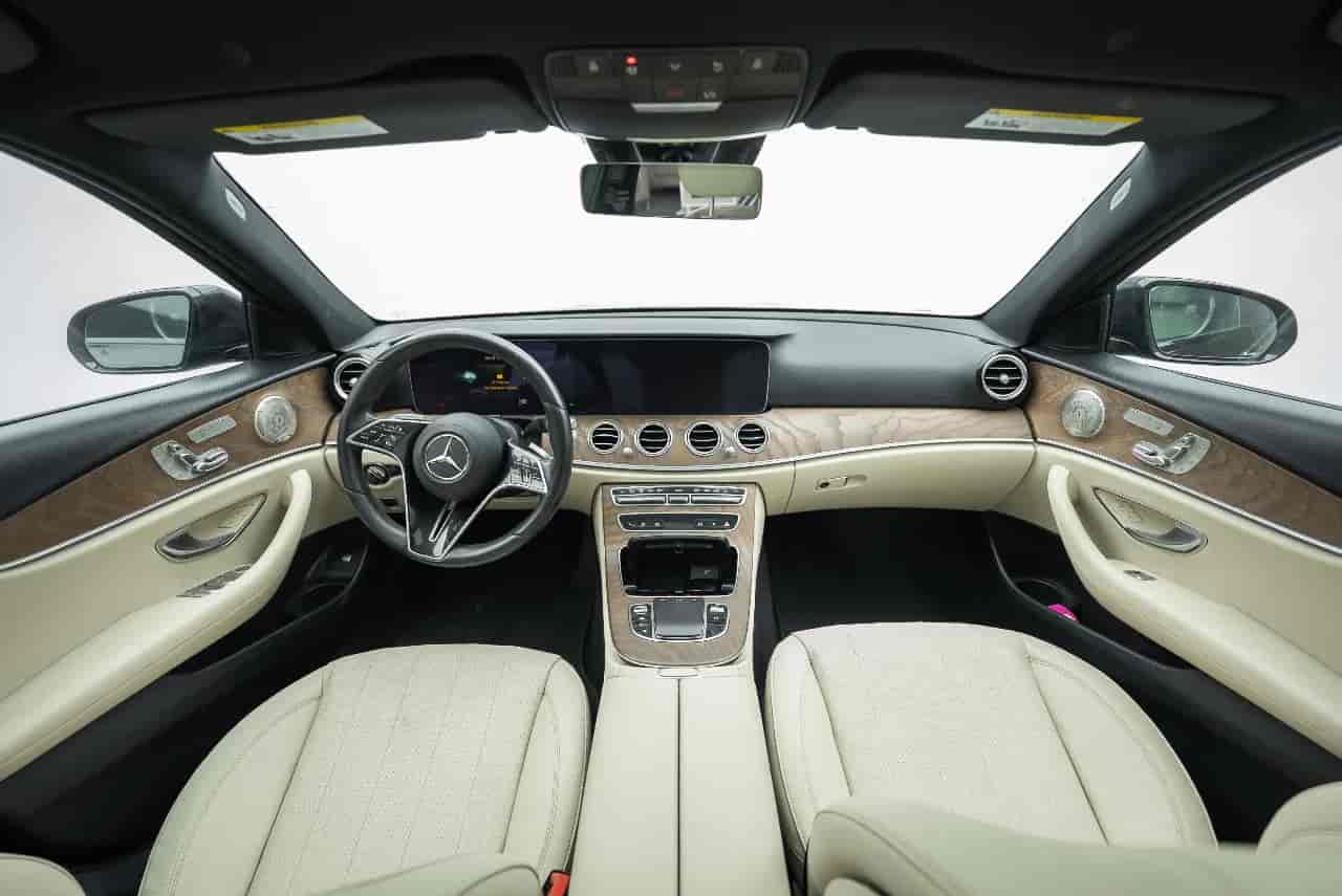 MERCEDES-BENZ E-Class - 9