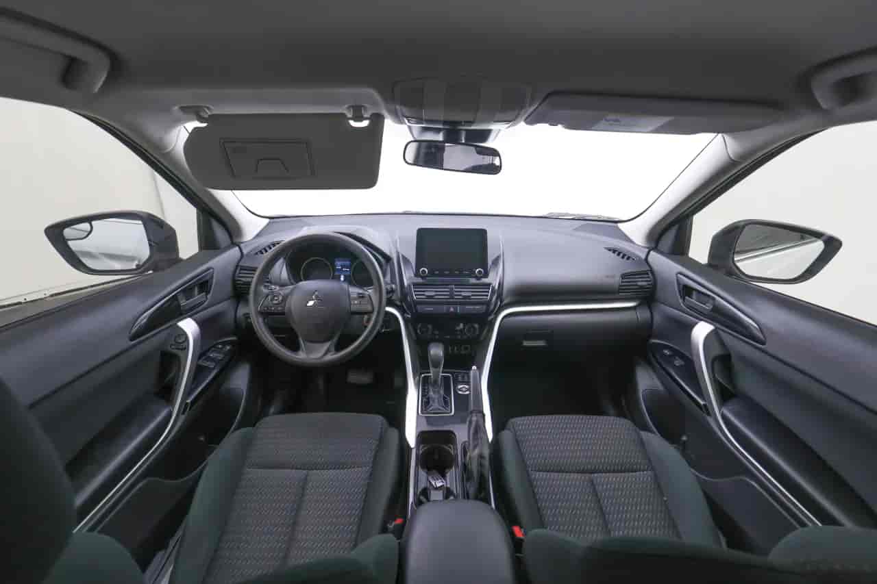MITSUBISHI Eclipse Cross - 9