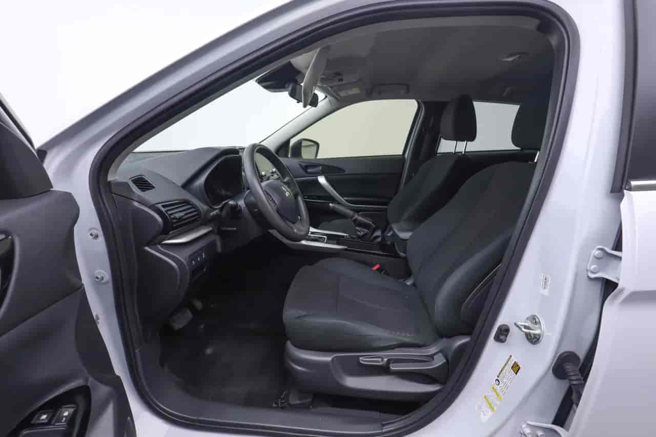 MITSUBISHI Eclipse Cross - 10