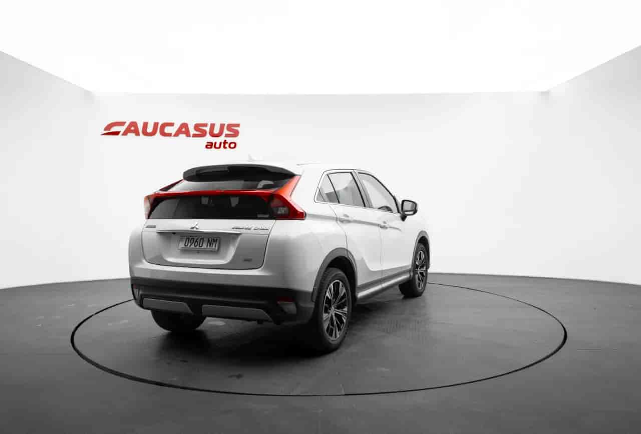 MITSUBISHI Eclipse Cross - 4
