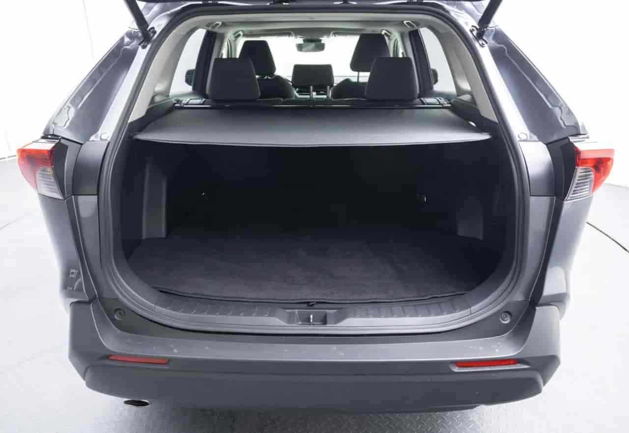 TOYOTA RAV4 - 7